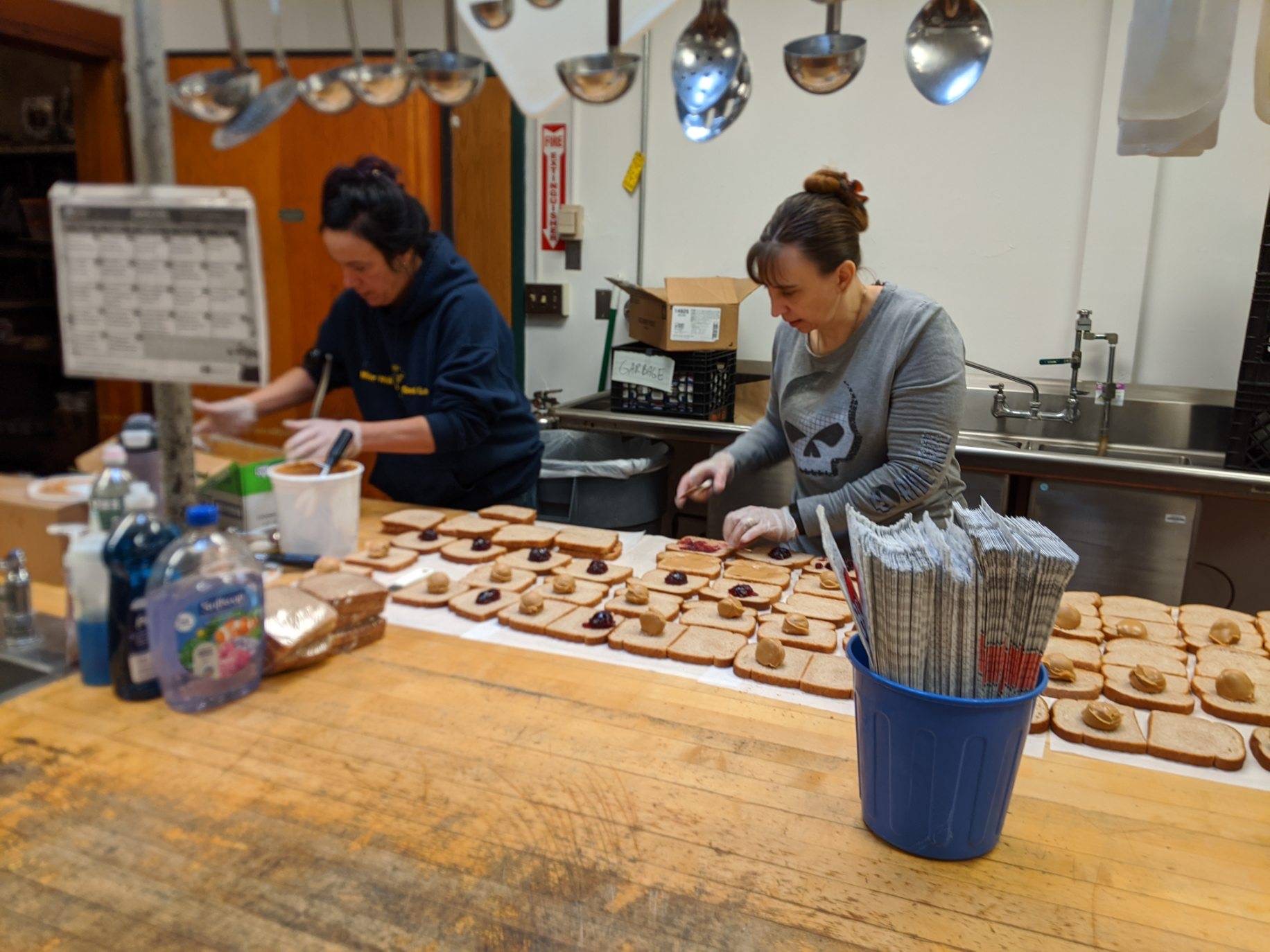 workers preparing food