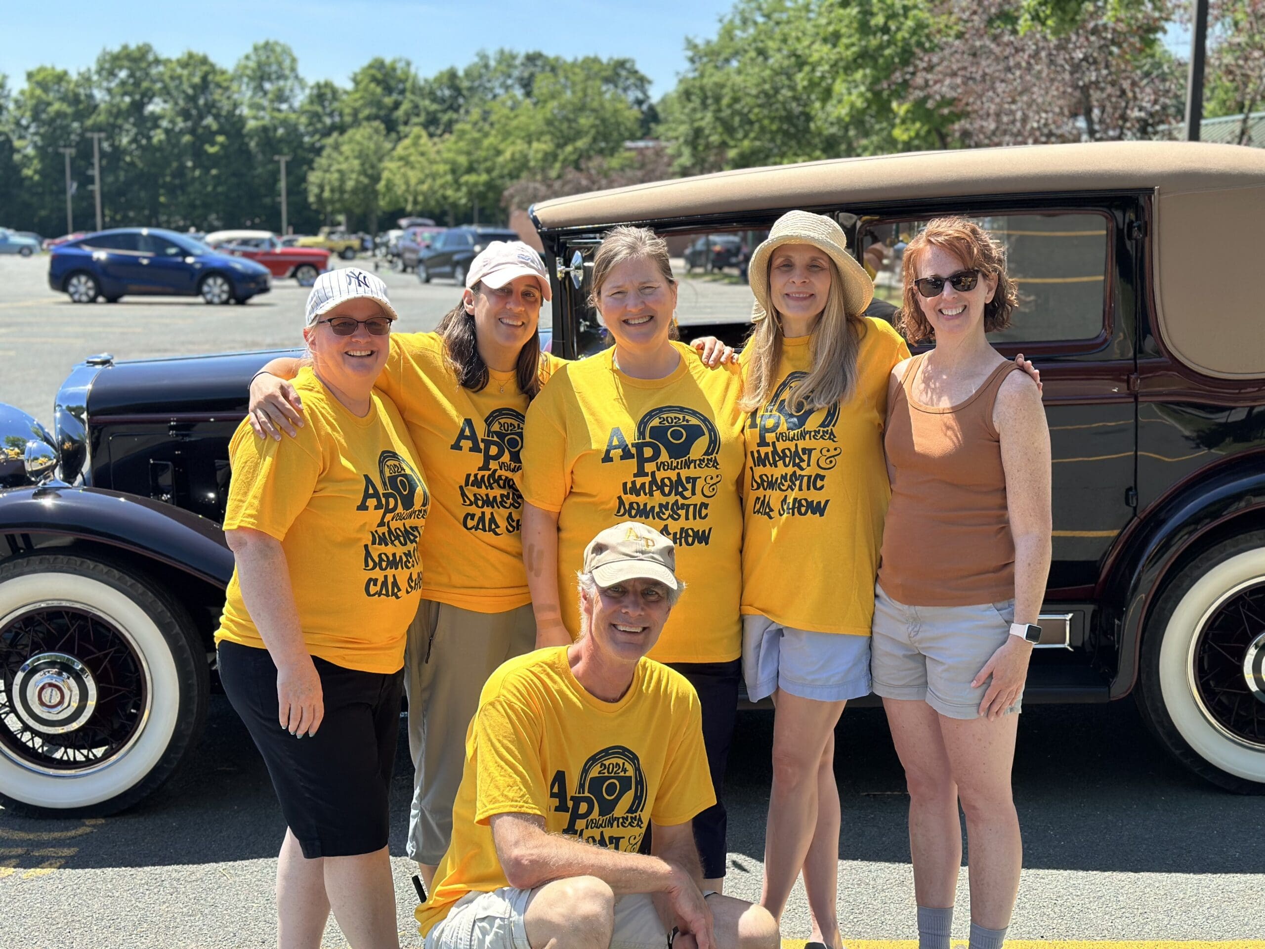 AP World Languages Department and International Club Held their Third